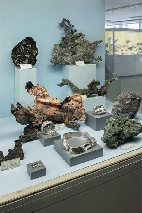 Ausstellung in der mineralogischen Schausammlung der TU, Berlin
